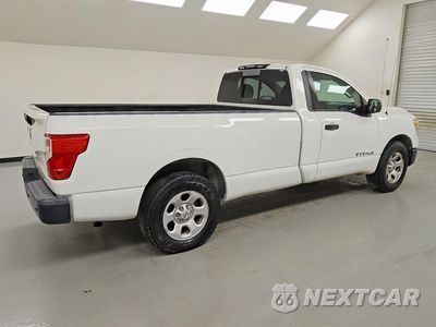 Trzecie zdjęcie samochodu z tyłu: 2017 NISSAN TITAN S VIN:1N6AA1R71HN527435 - miniatura