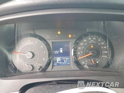 Zdjęcie 9 z 13 samochodu: 2017 TOYOTA SIENNA LE VIN:5TDKZ3DC2HS776790 - miniatura