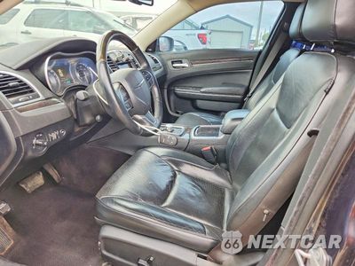 Zdjęcie 7 z 12 samochodu: 2018 CHRYSLER 300 LIMITED VIN:2C3CCAEG5JH136898 - miniatura