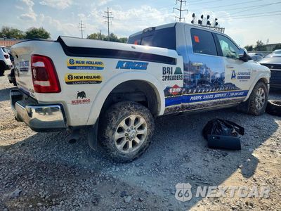 Trzecie zdjęcie samochodu z tyłu: 2019 RAM 2500 LARAMIE VIN:3C6UR5FJXKG553409 - miniatura