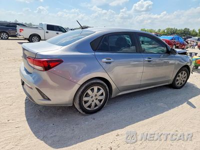 Trzecie zdjęcie samochodu z tyłu: 2023 KIA RIO S VIN:3KPA24AD9PE610164 - miniatura