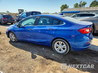 Drugie zdjęcie samochodu z przodu: 2017 CHEVROLET CRUZE LT VIN:1G1BE5SM7H7157494 - miniatura