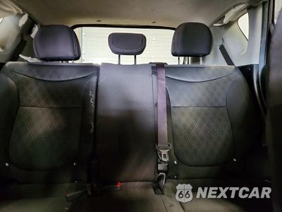 Zdjęcie 10 z 14 samochodu: 2016 KIA SOUL BASE VIN:KNDJN2A29G7374657 - miniatura