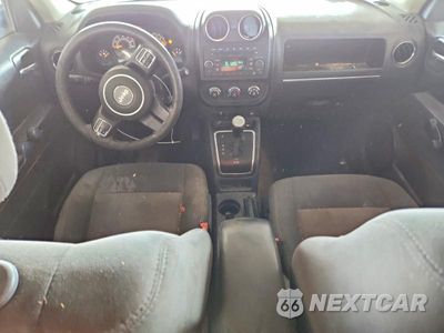 Zdjęcie 8 z 13 samochodu: 2016 JEEP PATRIOT SPORT VIN:1C4NJPBA1GD562171 - miniatura