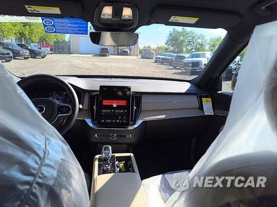 Zdjęcie 9 z 15 samochodu: 2026 VOLVO XC90 PLUS VIN:YV4H60PEXT1531186 - miniatura