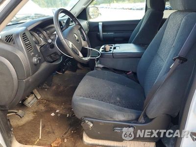 Zdjęcie 7 z 12 samochodu: 2007 CHEVROLET SILVERADO K1500 CREW CAB VIN:2GCEK13C471643784 - miniatura