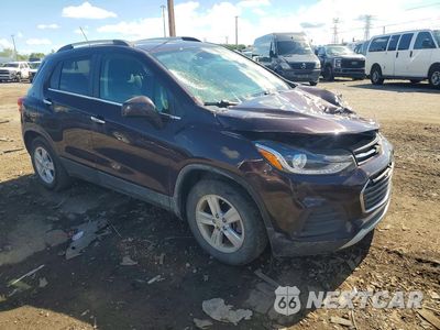 Czwarte zdjęcie samochodu z boku: 2020 CHEVROLET TRAX 1LT VIN:KL7CJLSB4LB349680 - miniatura