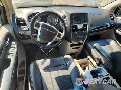 Zdjęcie 8 z 13 samochodu: 2015 CHRYSLER TOWN & COUNTRY TOURING VIN:2C4RC1BG5FR608870 - miniatura