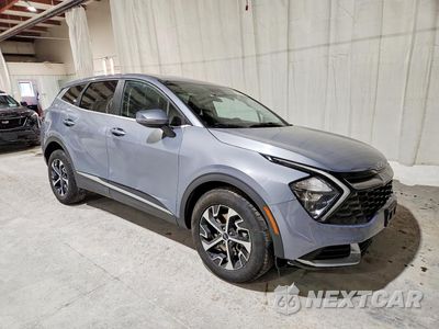 Czwarte zdjęcie samochodu z boku: 2023 KIA SPORTAGE EX VIN:5XYK33AF1PG097573 - miniatura