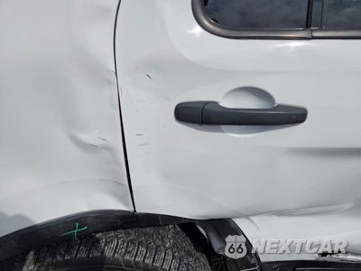 Zdjęcie 11 z 13 samochodu: 2017 FORD EXPLORER POLICE INTERCEPTOR VIN:1FM5K8AR0HGE14048 - miniatura