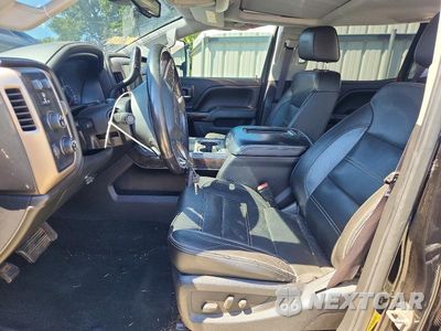 Zdjęcie 7 z 13 samochodu: 2016 GMC SIERRA K2500 DENALI VIN:1GT12UE8XGF138432 - miniatura