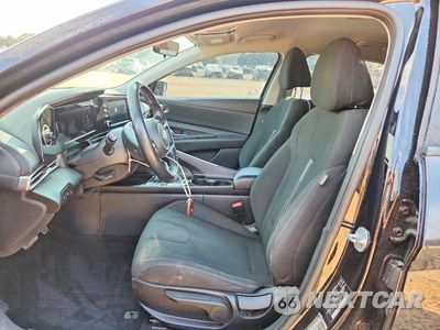 Zdjęcie 7 z 13 samochodu: 2021 HYUNDAI ELANTRA SEL VIN:5NPLS4AG8MH003800 - miniatura