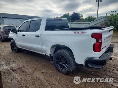 Drugie zdjęcie samochodu z przodu: 2021 CHEVROLET SILVERADO K1500 TRAIL BOSS CUSTOM VIN:1GCPYCEFXMZ272546 - miniatura