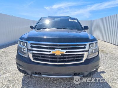 Piąte zdjęcie samochodu w środku: 2019 CHEVROLET TAHOE K1500 LT VIN:1GNSKBKC2KR368465 - miniatura