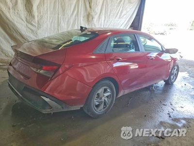 Trzecie zdjęcie samochodu z tyłu: 2024 HYUNDAI ELANTRA SE VIN:KMHLL4DG4RU824426 - miniatura