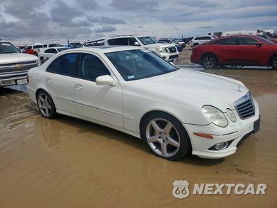 Czwarte zdjęcie samochodu z boku: 2009 MERCEDES-BENZ E 350 VIN:WDBUF56X89B385406 - miniatura