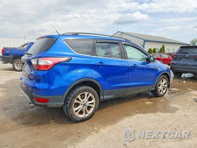 Trzecie zdjęcie samochodu z tyłu: 2018 FORD ESCAPE SE VIN:1FMCU0GDXJUB08383 - miniatura
