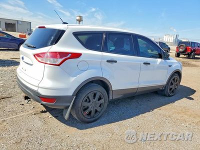 Trzecie zdjęcie samochodu z tyłu: 2015 FORD ESCAPE S VIN:1FMCU0F74FUC13665 - miniatura