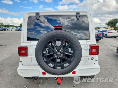 Zdjęcie 6 z 13 samochodu: 2021 JEEP WRANGLER UNLIMITED SAHARA VIN:1C4HJXEN9MW529236 - miniatura