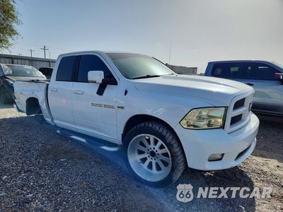Czwarte zdjęcie samochodu z boku: 2011 DODGE RAM 1500 VIN:1D7RB1GTXBS703299 - miniatura