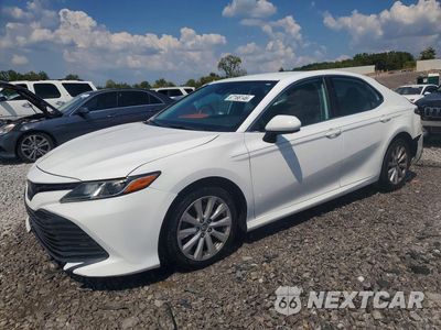2019 TOYOTA CAMRY LE 4T1B11HK2KU855811 - główne zdjęcie licytacji z USA - miniatura