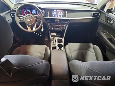 Zdjęcie 8 z 12 samochodu: 2019 KIA OPTIMA LX VIN:5XXGT4L39KG300253 - miniatura