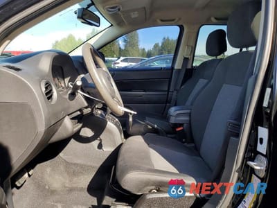 Zdjęcie 7 z 14 samochodu: 2012 JEEP COMPASS SPORT VIN:1C4NJDBB1CD564410 - miniatura