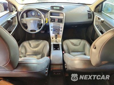Zdjęcie 8 z 13 samochodu: 2010 VOLVO XC60 3.2 VIN:YV4982DL9A2125193 - miniatura