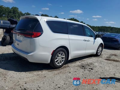 Trzecie zdjęcie samochodu z tyłu: 2026 CHRYSLER PACIFICA SELECT VIN:2C4RC1BG6TR162899 - miniatura