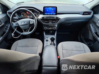 Zdjęcie 8 z 14 samochodu: 2022 FORD ESCAPE SE VIN:1FMCU9G65NUA15508 - miniatura