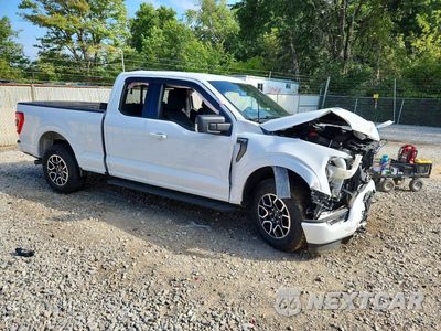 Czwarte zdjęcie samochodu z boku: 2023 FORD F150 SUPER CAB VIN:1FTEX1EP7PKD49751 - miniatura