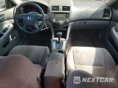 Zdjęcie 8 z 12 samochodu: 2003 HONDA ACCORD EX VIN:JHMCM56633C007066 - miniatura