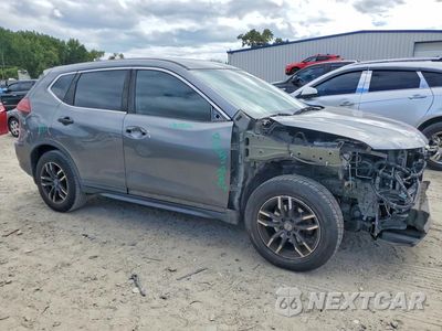 Czwarte zdjęcie samochodu z boku: 2018 NISSAN ROGUE S VIN:5N1AT2MT6JC751790 - miniatura