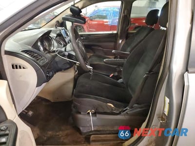 Zdjęcie 7 z 13 samochodu: 2019 DODGE GRAND CARAVAN SE VIN:2C4RDGBG2KR701338 - miniatura