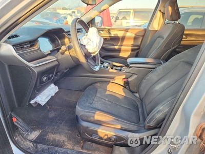 Zdjęcie 7 z 13 samochodu: 2023 JEEP GRAND CHEROKEE LAREDO VIN:1C4RJKAG9P8824179 - miniatura