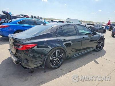 Trzecie zdjęcie samochodu z tyłu: 2025 TOYOTA CAMRY XSE VIN:4T1DAACK6SU122743 - miniatura