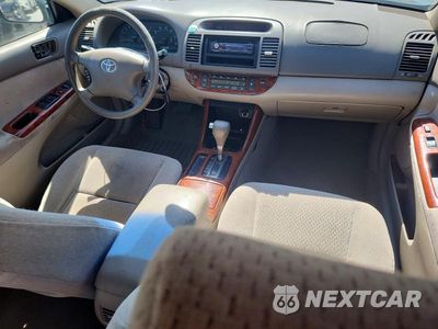 Zdjęcie 8 z 12 samochodu: 2002 TOYOTA CAMRY XLE VIN:4T1BE32K22U616882 - miniatura