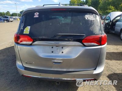 Zdjęcie 6 z 13 samochodu: 2017 CHRYSLER PACIFICA TOURING L PLUS VIN:2C4RC1EG6HR622324 - miniatura