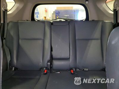 Zdjęcie 10 z 13 samochodu: 2018 TOYOTA RAV4 LIMITED VIN:JTMDFREV6JD221928 - miniatura