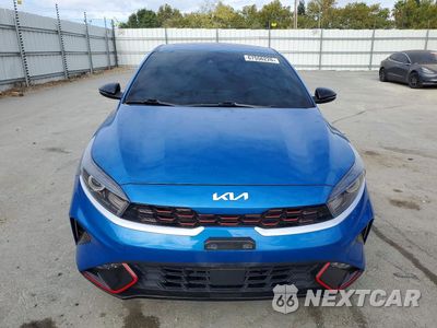 Piąte zdjęcie samochodu w środku: 2024 KIA FORTE GT LINE VIN:3KPF54AD0RE699462 - miniatura