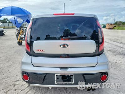 Zdjęcie 6 z 13 samochodu: 2018 KIA SOUL BASE VIN:KNDJX3AA4J7524186 - miniatura