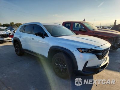 Czwarte zdjęcie samochodu z boku: 2025 MAZDA CX-50 SELECT VIN:7MMVABAM0SN386442 - miniatura