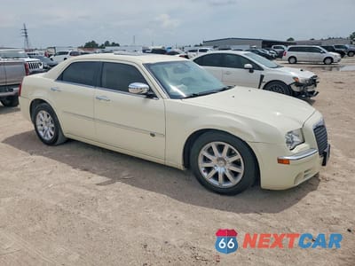 Czwarte zdjęcie samochodu z boku: 2009 CHRYSLER 300C VIN:2C3KA63T79H612871 - miniatura
