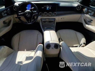 Zdjęcie 8 z 12 samochodu: 2022 MERCEDES-BENZ E 350 VIN:W1KZF8DB2NB034314 - miniatura