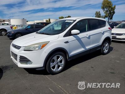 2015 FORD ESCAPE SE 1FMCU9GXXFUA68599 - główne zdjęcie licytacji z USA - miniatura
