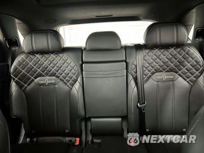 Zdjęcie 10 z 14 samochodu: 2021 BENTLEY BENTAYGA VIN:SJAAM2ZV3MC033745 - miniatura