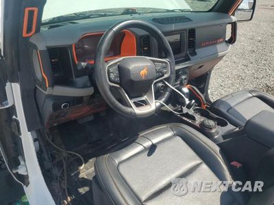 Zdjęcie 8 z 12 samochodu: 2022 FORD BRONCO BASE VIN:1FMDE5CP8NLA95630 - miniatura