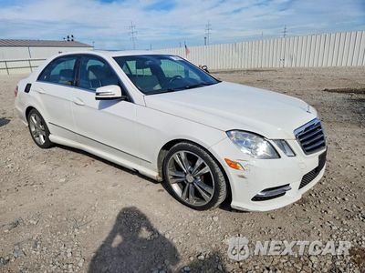 Czwarte zdjęcie samochodu z boku: 2013 MERCEDES-BENZ E 350 VIN:WDDHF5KB9DA709657 - miniatura