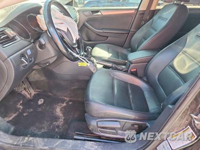 Zdjęcie 7 z 12 samochodu: 2015 VOLKSWAGEN JETTA TDI VIN:3VWLA7AJ0FM325471 - miniatura