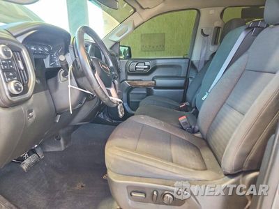 Zdjęcie 7 z 13 samochodu: 2020 GMC SIERRA K1500 SLE VIN:3GTU9BED6LG342924 - miniatura